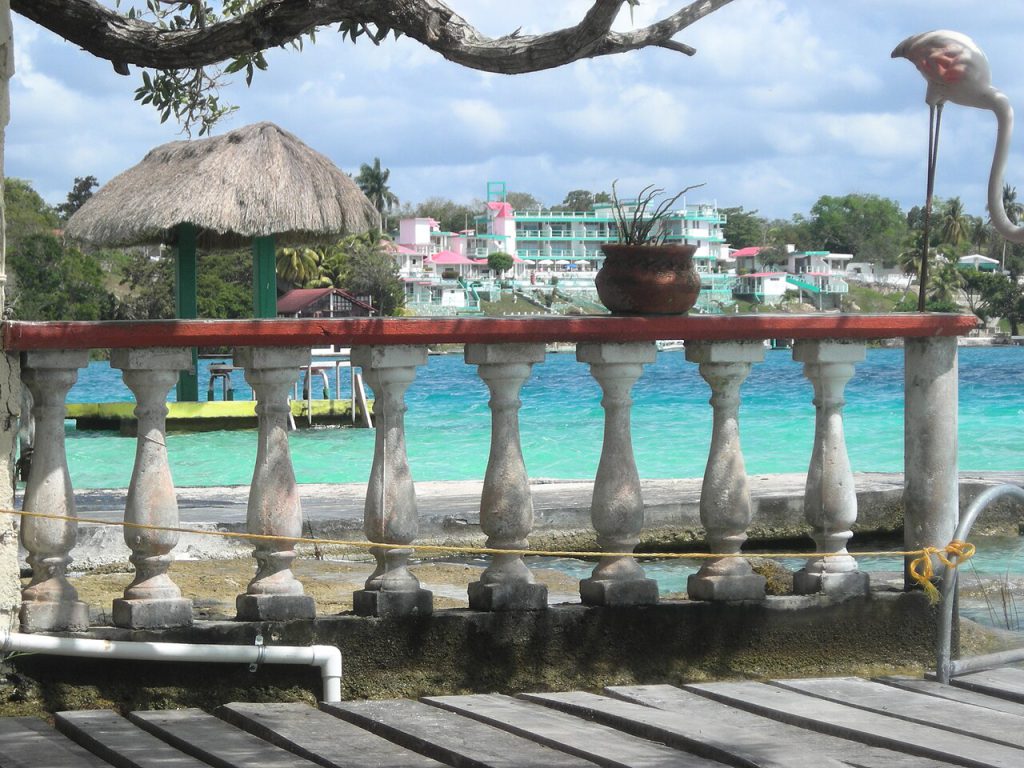 Terrasse avec vue sur la lagune